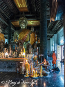 Luang Prabang Wat Wisunarat monaco Luang Prabang Wat Wisunarat