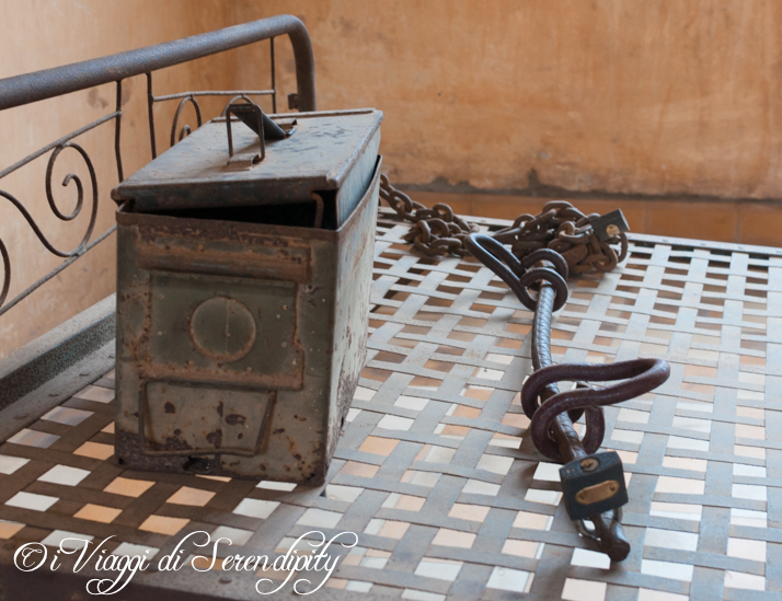 Tuol Sleng Museum S21 Scuola Prigione Cassetta degli attrezzi