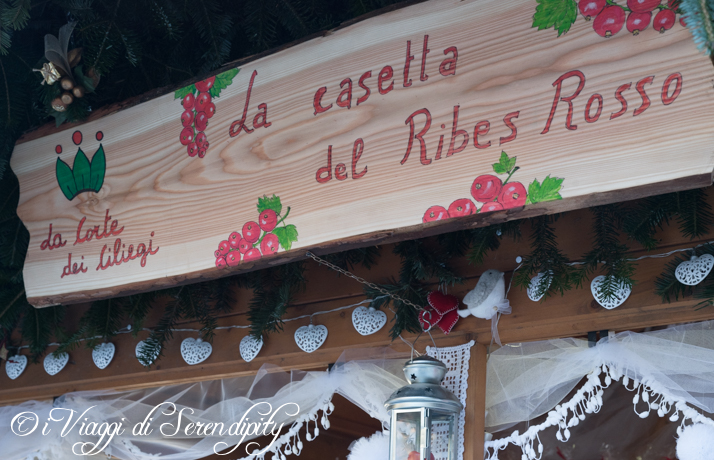 Mercatini di Natale a Levico Terme La corte dei Ciliegi