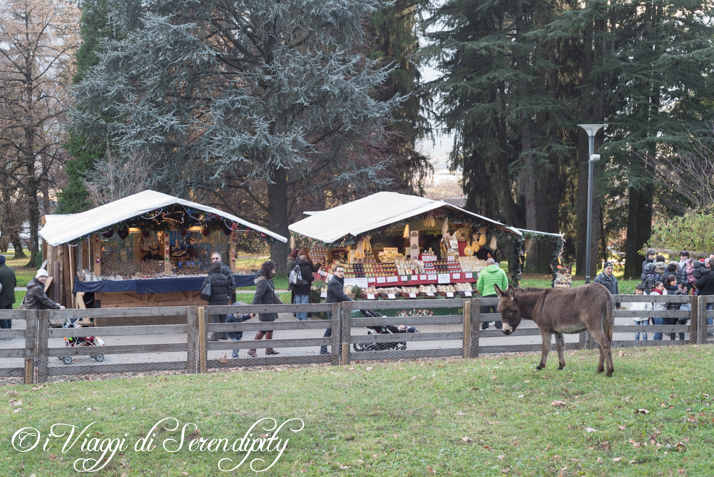 Mercatino di Natale Levico Terme Animali della fattoria