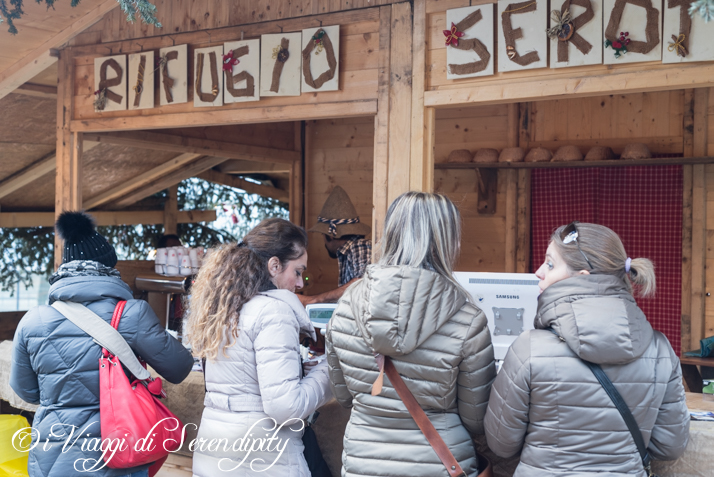 Mercatino di Natale a Levico Terme Rifugio Serot Mercatino di Natale a Levico Terme Rifugio Serot